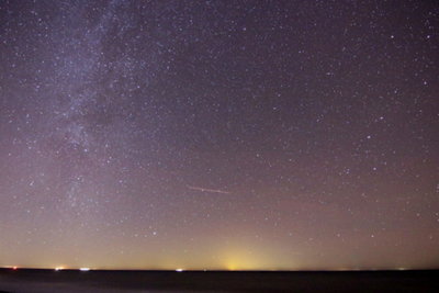 um 21:30 UTC, kein Polarlicht, schwaches rotes airglow,; 30sek, iso 6400, 11mm