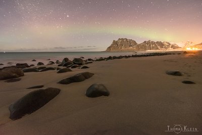 19:30 Uhr: ISO 3200, f2.8, 30s, 11mm